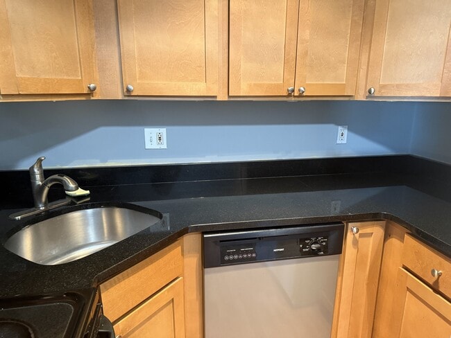 Photo - 10427 Briarbend Dr Unit 8