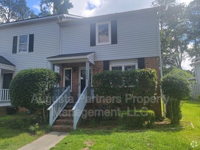 Building Photo - 2309 Creekview Dr Rental