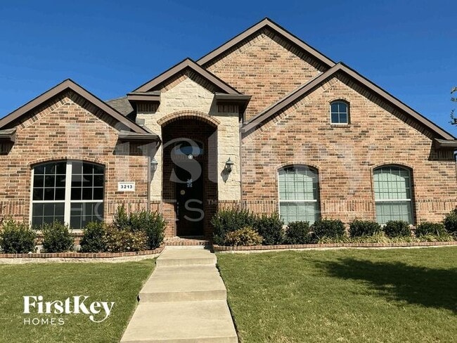 Building Photo - 3213 Charing Cross Rd