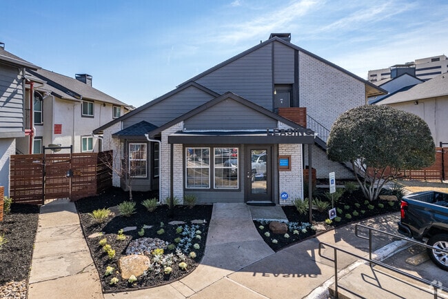 Leasing Office