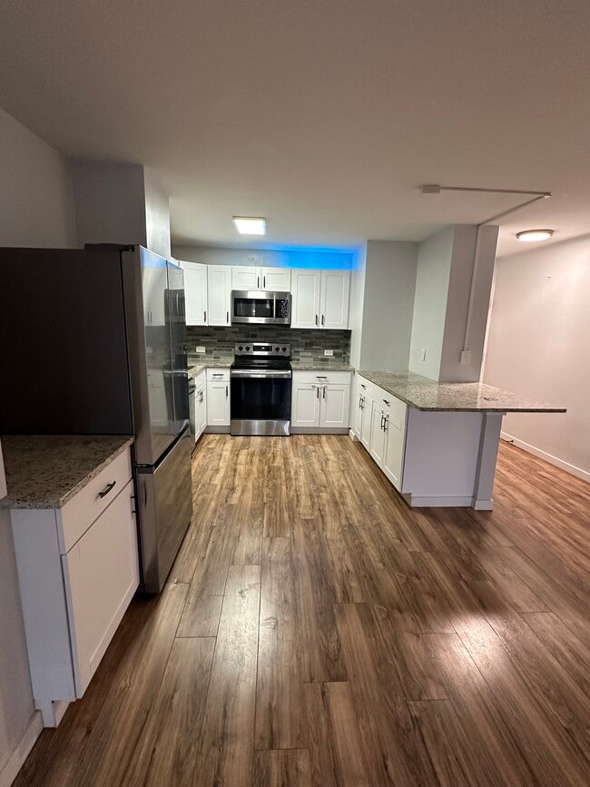 Photo - 888 N Logan St Unit 4f