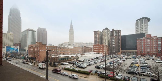 Worthington Square Apartments