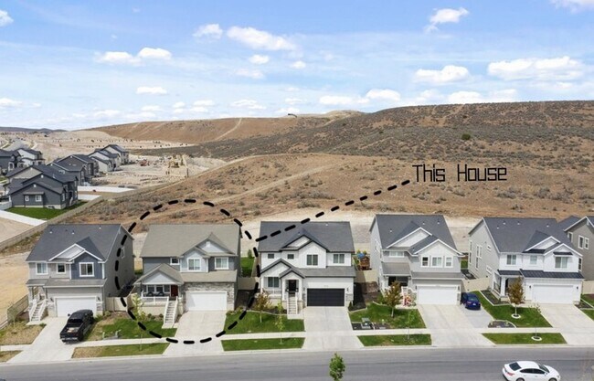 Photo - 1638 W Quailhill Rd