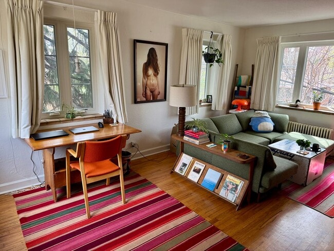 Photo - Mid Century Modern 1 bed Condo Unidad 8