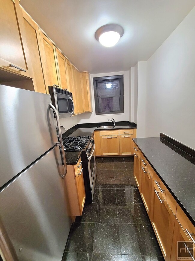 Photo - EAST 49 STREET Unit 1B