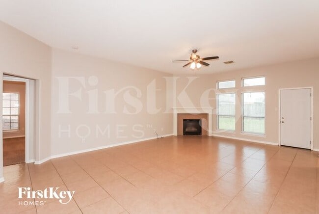 Photo - 5914 Rosemary Circle