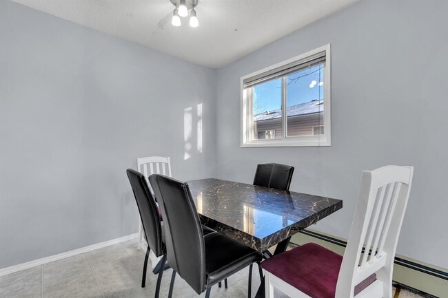 Photo - 10609 102 St Unit 202