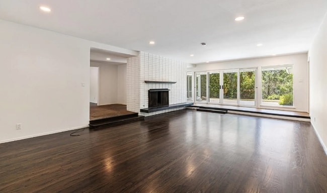 Photo - 30 Warmwood Way