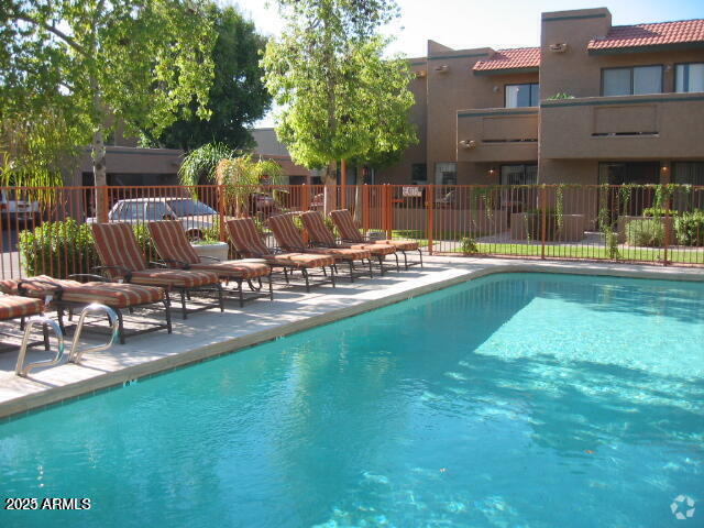 Building Photo - 935 N Granite Reef Rd Unit 100 Rental