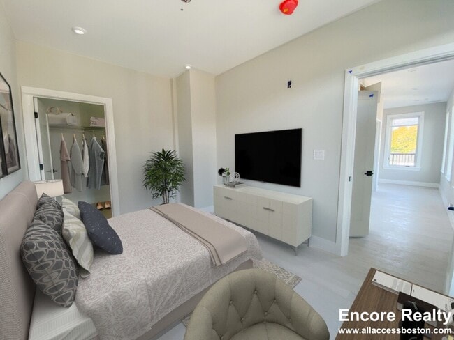 Building Photo - 172 Green St