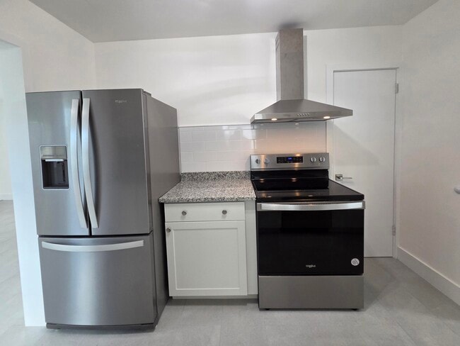 Photo - 813 S 6th St