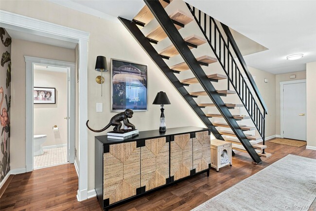 Photo - 50 Pondview Rd