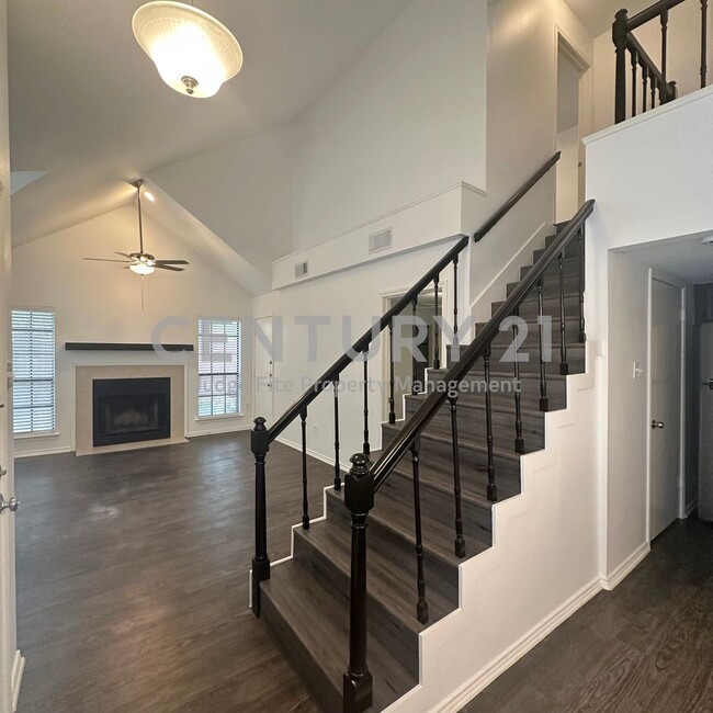 Photo - Beautiful 2-Story 2/2 Condo Located in Cop... Unit 101J