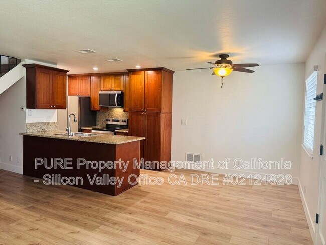 Photo - 2333 Saidel Dr Unidad #3