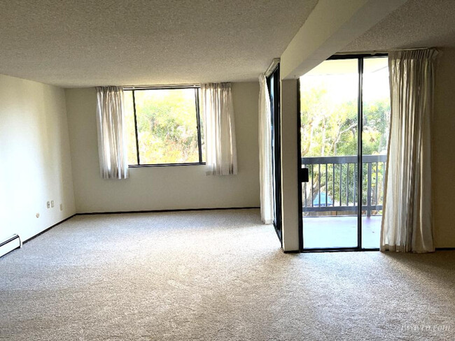 Photo - 2085 Bush St Condo Unit 404