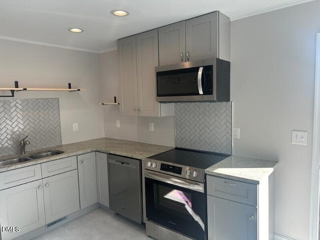 Photo - 2705 Newbold St