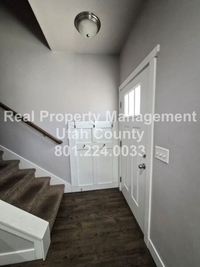 Photo - Townhome in Eagle Mountain