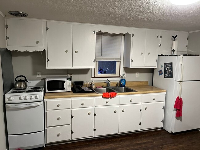 Photo - 786 Marion Rd Unidad #2