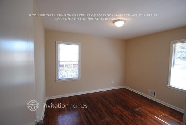 Photo - 2121 Cherry Ln