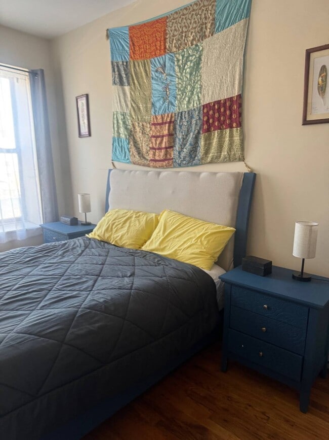 Photo - 172 Union St