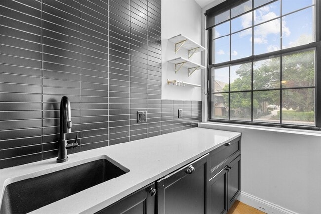 Photo - 21 Linden St Unidad 310