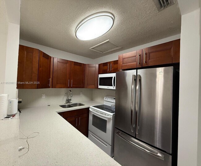 Building Photo - 6540 W 26th Dr Unit 24-60 Rental