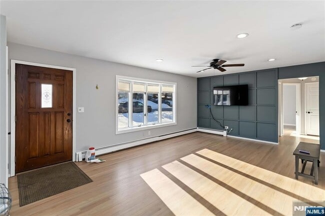 Photo - 9 McKinley Pl