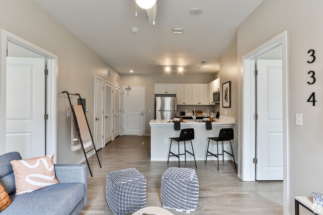 Photo - Student | Uncommon Auburn