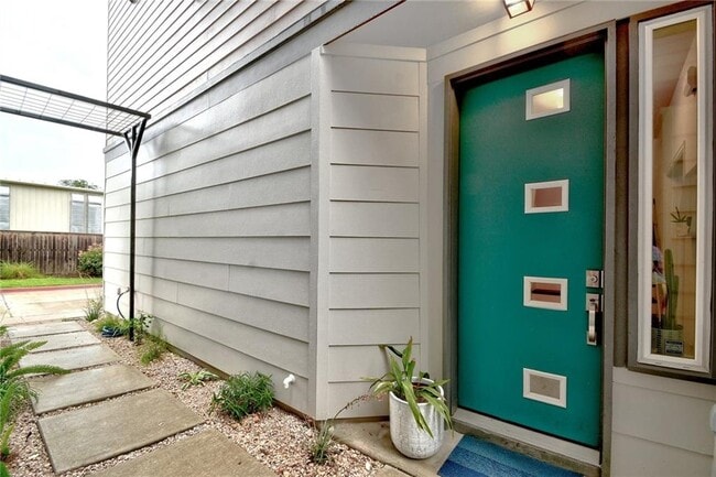 Photo - 4405 Swift Path Unit 17