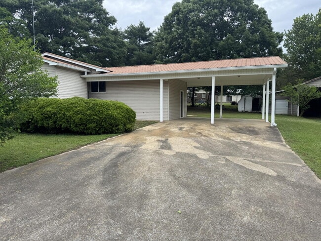 Photo - "Charming 3-Bedroom Home with 2 Full Baths in Rainsville – 1,410 Sq. Ft. of Cozy Comfort!"