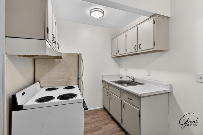 Redford Square Apartments