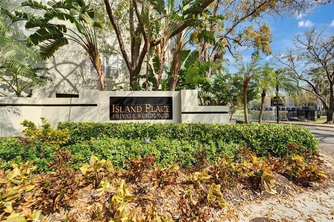 Photo - 705 Mainsail Dr