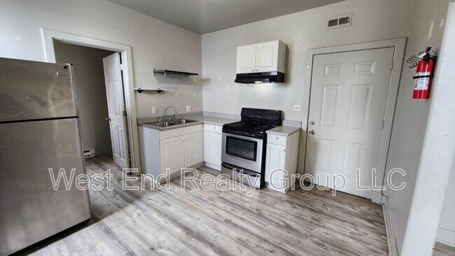 105 S Harriet Ave Unit 4