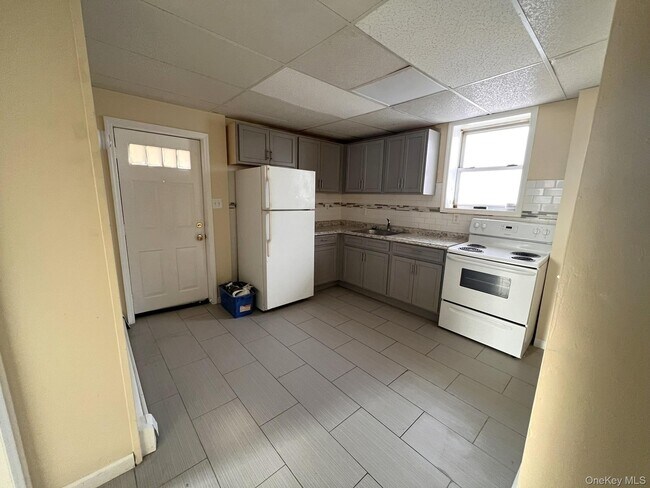 Photo - 824 Main St Unit 2R