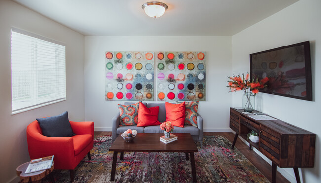 Starwood Farms Townhomes - Starwood Farms Townhomes