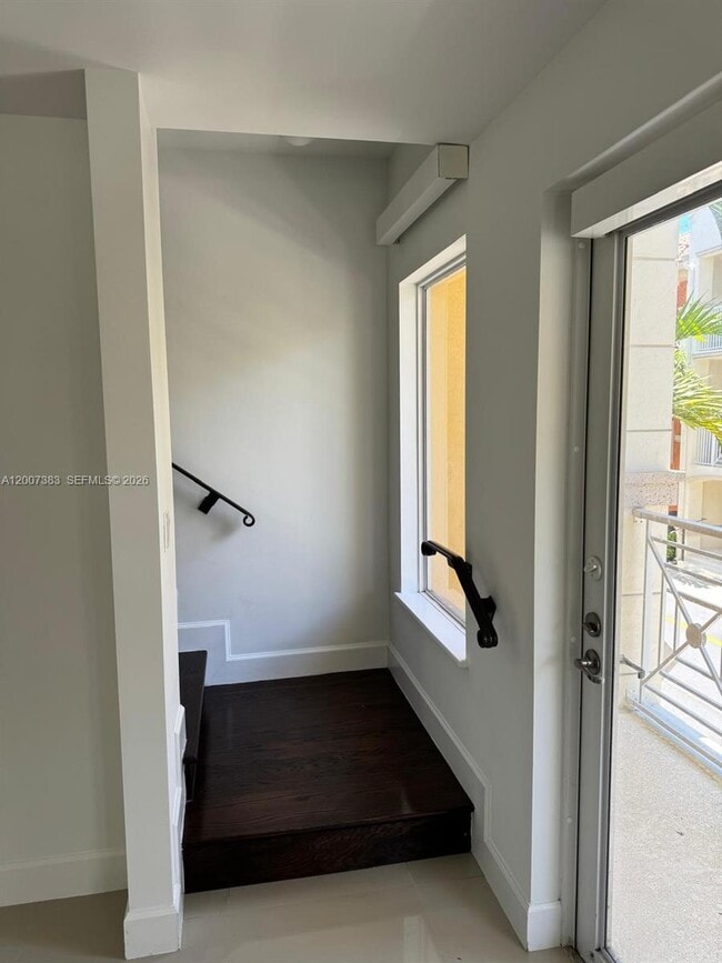 Photo - 18421 NE 27th Ct