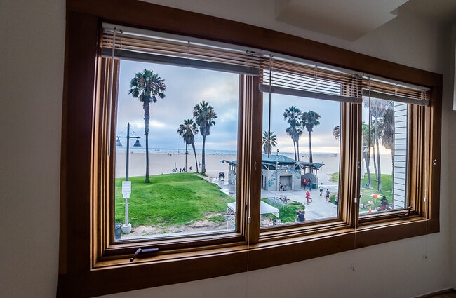 Photo - 8 Brooks Ave Unidad 5