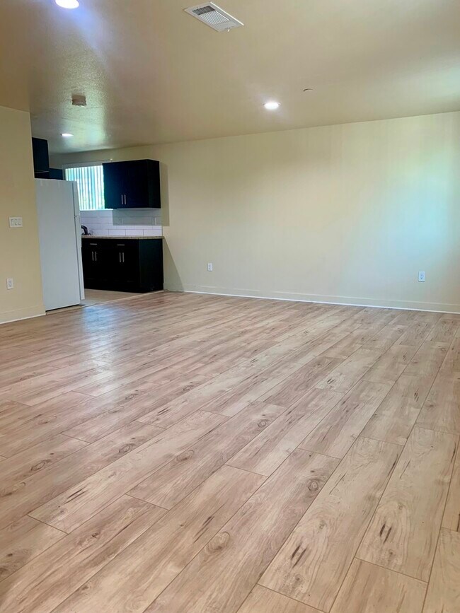 3910 Halldale Ave Unit 3910