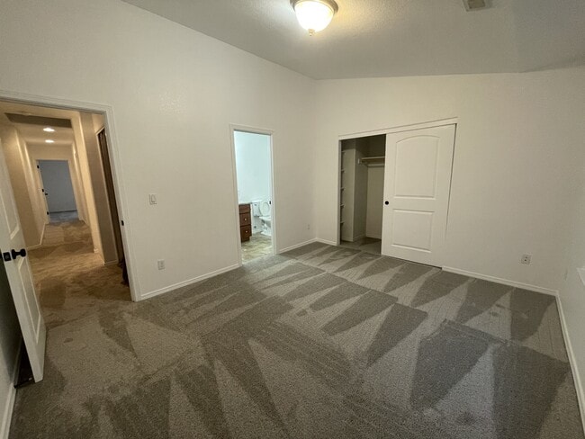 Photo - 13556 SE Steele St