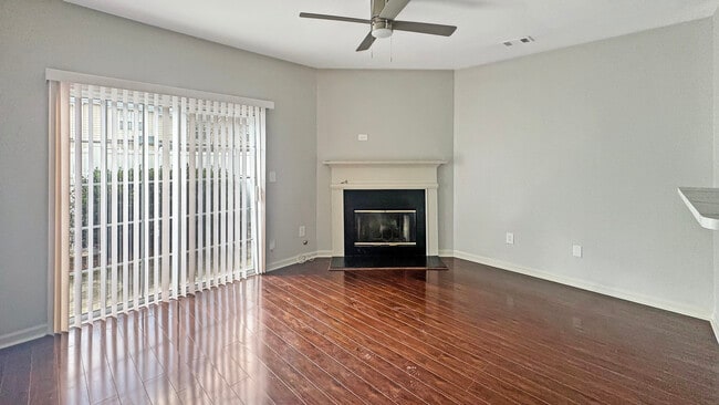 Photo - 3385 Hidden Cove Cir