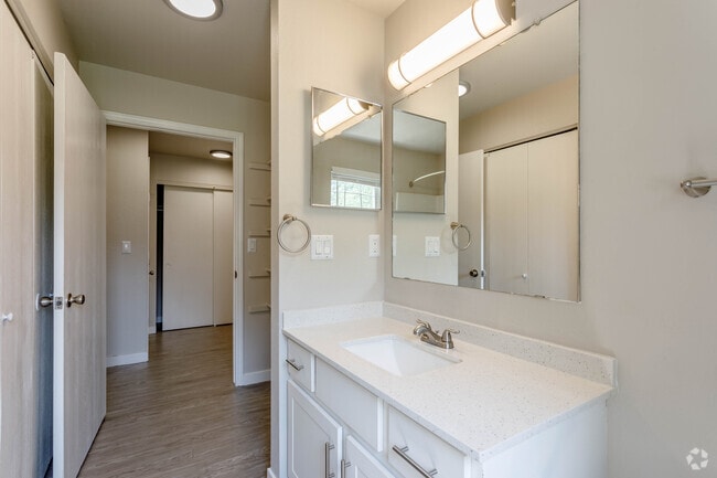 1BR, 1BA - 724SF - The Arbors at Sweetgrass