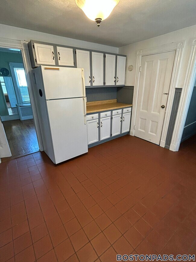 Photo - 369 Savin Hill Ave Unidad 2