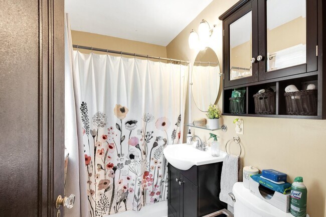 Photo - 107 Mt Vernon St