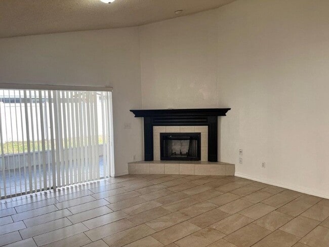 Photo - 5721 Rywood Dr