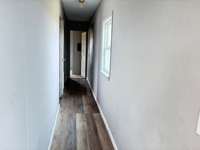 Photo - 4780 Murr Rd