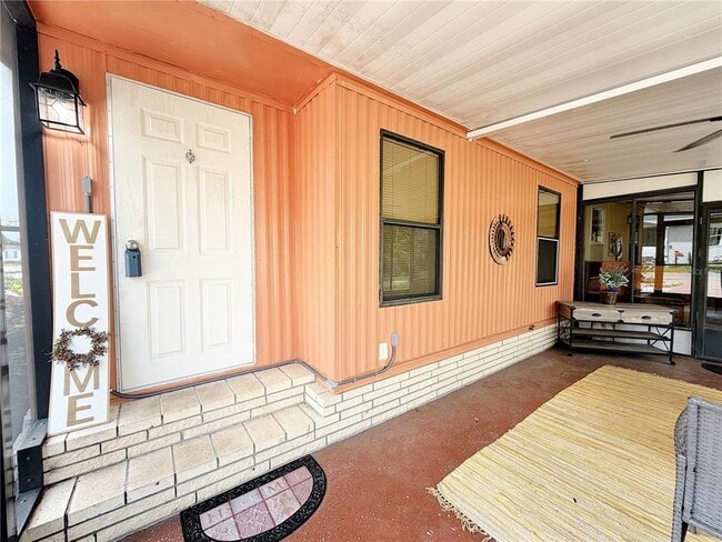 Photo - 7139 Alamanda Blvd W