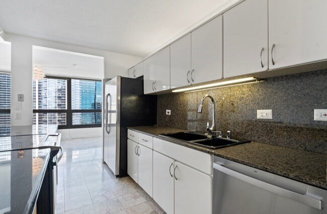 Photo - 360 E Randolph St Unit #3105