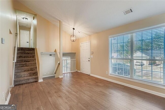 Photo - 6543 Alford Way