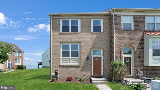 Building Photo - 1315 Riverwood Way Rental