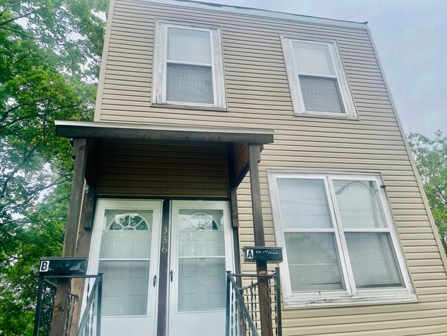 Building Photo - 336 Christian Ave Unit 1F